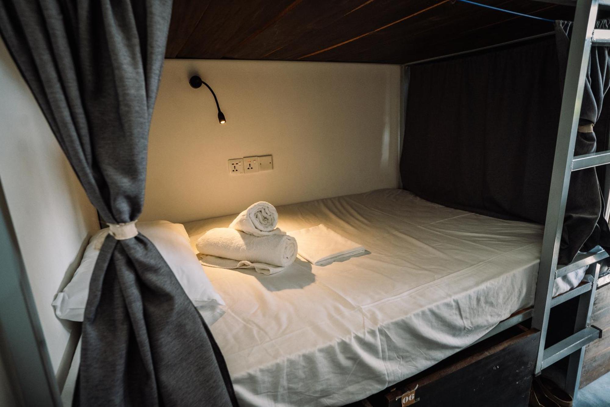 Chill Vibes Hiriketiya Hostel Dikwella Εξωτερικό φωτογραφία